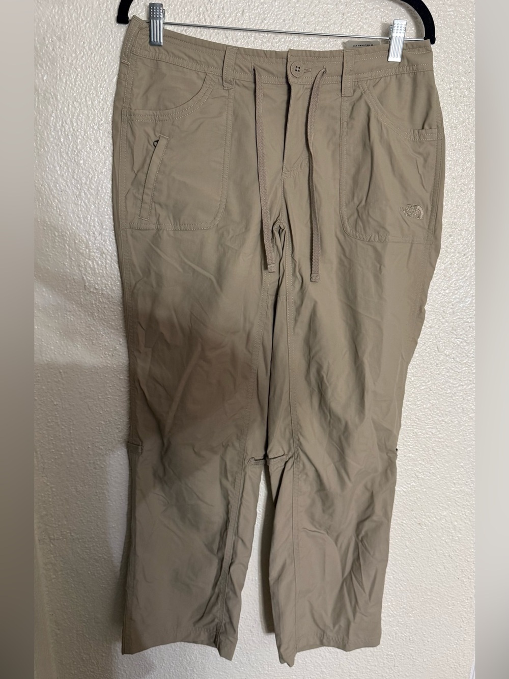 North Face relaxed fit Cargo Hiking Camping Pant Tan Nylon size 8 NWT